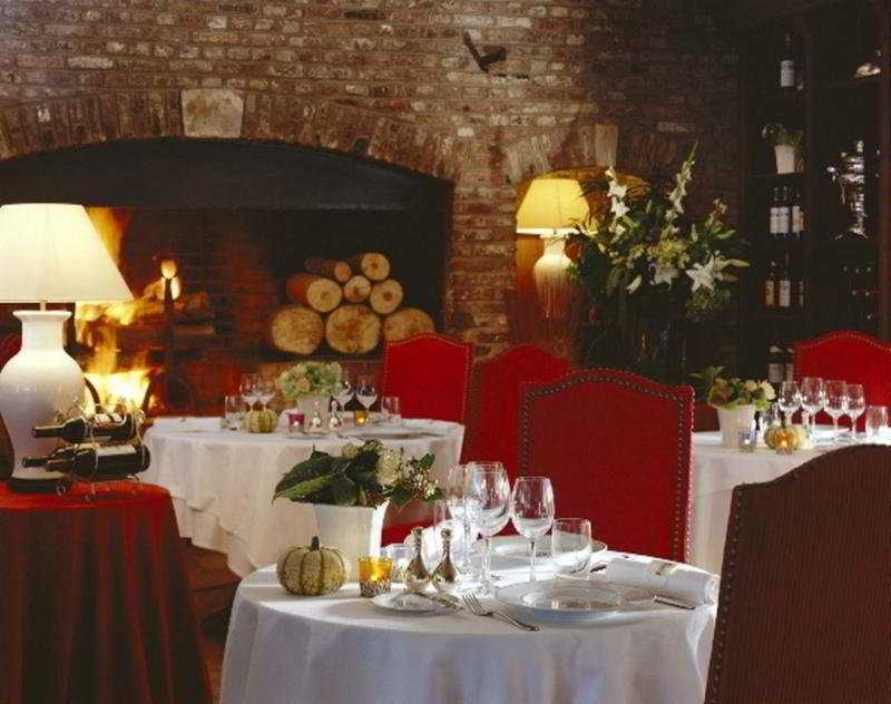 Hotel Chateau Tilques Restaurace fotografie